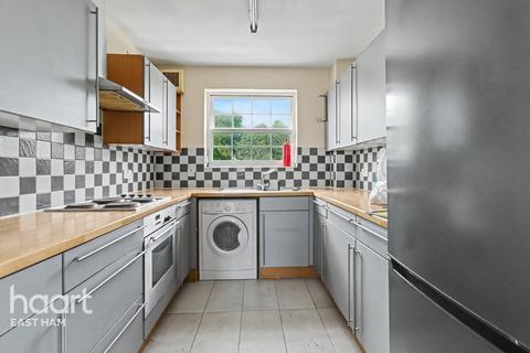 2 bedroom apartment for sale, Queensberry Place, London