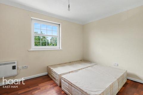 2 bedroom apartment for sale, Queensberry Place, London
