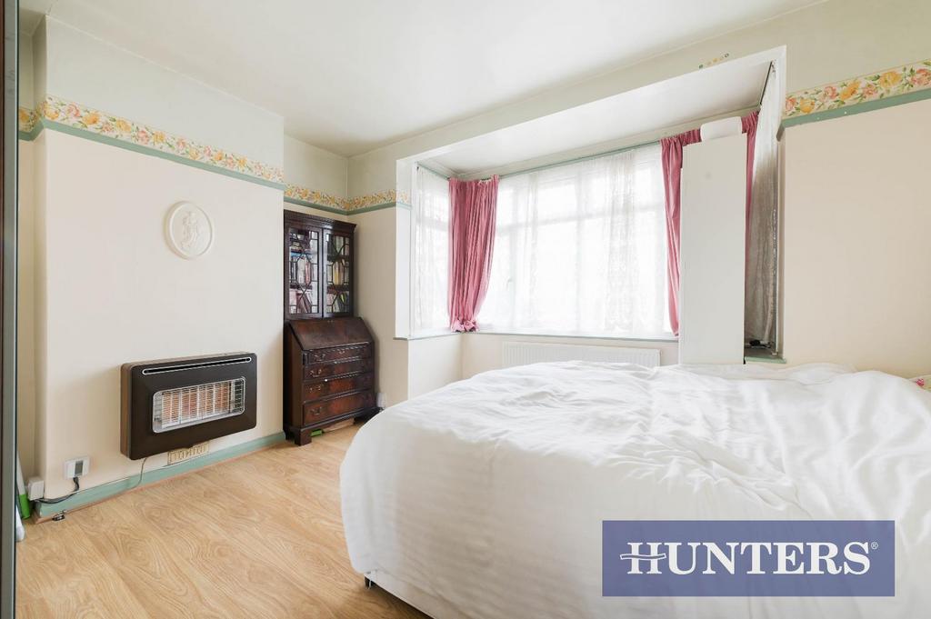 Bedroom, fireplace