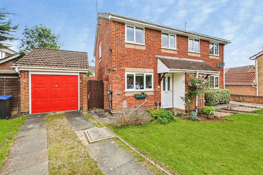 3 bedroom semi-detached house for sale