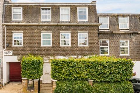 Regency Lawn, London NW5