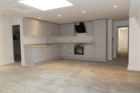 2 bedroom apartment to rent, Saxeway Drive, Chartridge Lane, Chesham HP5