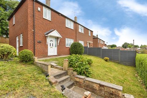 Semi-detached house - Kentmere Avenue, Leeds
