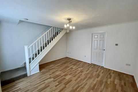 2 bedroom house to rent, Chestnut Close, BRANDON