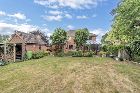 4 bedroom detached house for sale, Rushbrooke Lane, Bury St. Edmunds