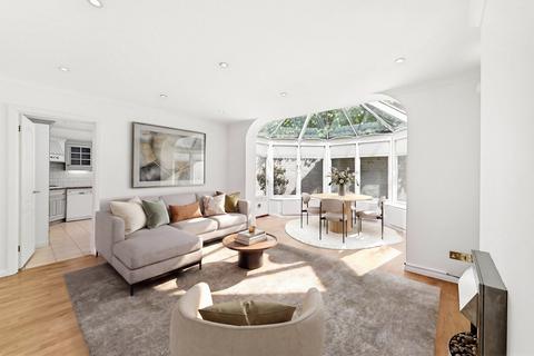 4 bedroom house to rent, Markham Street, Chelsea, London, SW3