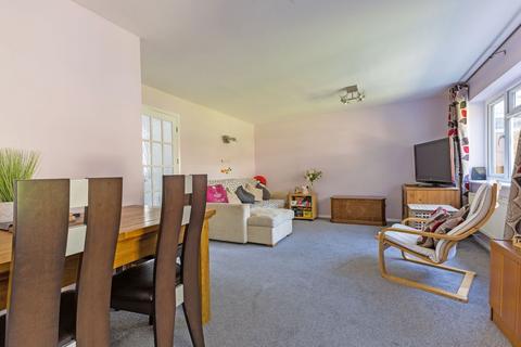 3 bedroom semi-detached house for sale, Fairway Avenue, West Drayton UB7