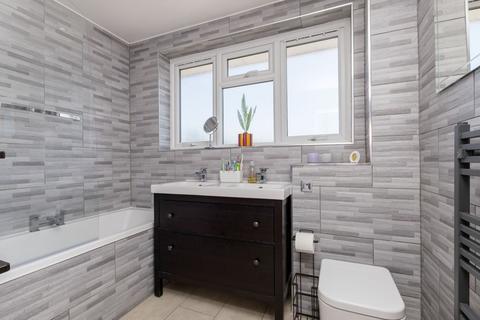 3 bedroom semi-detached house for sale, Fairway Avenue, West Drayton UB7