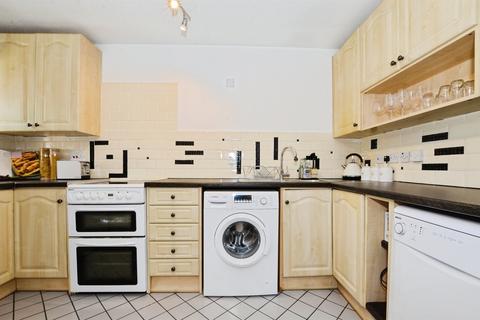 1 bedroom maisonette for sale, Lower Furney Close, HIGH WYCOMBE