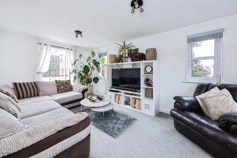 4 bedroom detached house for sale, Bismore Road, Banbury