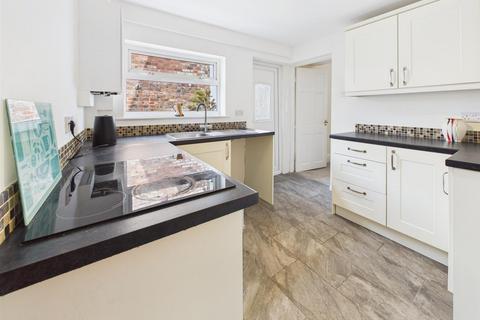 2 bedroom ground floor flat for sale, Alma Place, North Shields