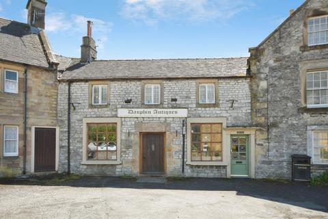 2 bedroom apartment for sale, Market Place, Hartington, Buxton