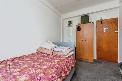 Studio for sale, Demesne Road, Manchester, M16