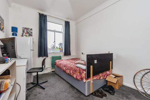 Studio for sale, Demesne Road, Manchester, M16