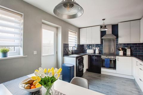 4 bedroom townhouse for sale, Stables Way, Rotherham, S63