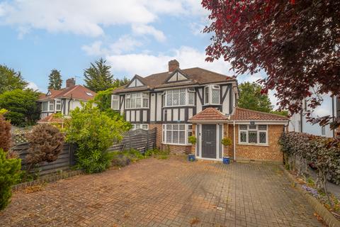 Robin Hood Way, London, SW15