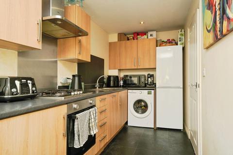 3 bedroom end of terrace house for sale, Tulip Drive, Evesham, Worcestershire, WR11