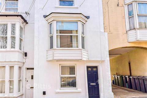 2 bedroom semi-detached house for sale, Nelson Street, Ryde PO33