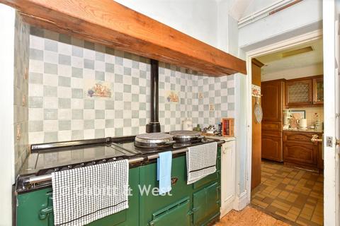 3 bedroom detached house for sale, Nuthurst Avenue, Cranleigh GU6