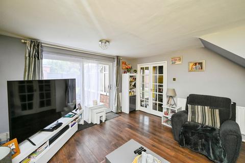undefined, Buckingham Close, Kirkby-in-Ashfield, Nottingham, Nottinghamshire, NG17