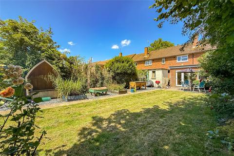 2 bedroom terraced house for sale, Cavan Drive, St. Albans, Hertfordshire, AL3
