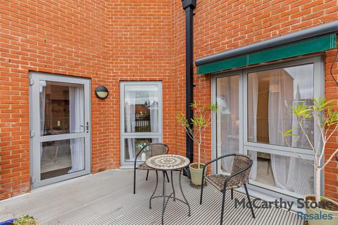 2 bedroom apartment for sale, Monument Place, Endless Street, Salisbury