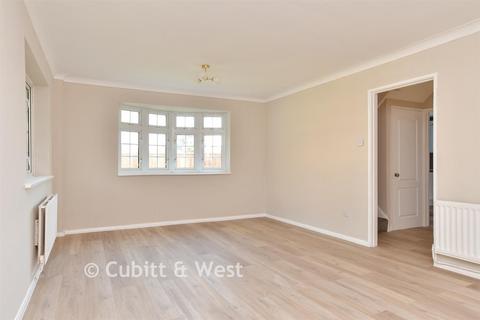 4 bedroom detached house for sale, Shepherds Cot, Peacehaven BN10