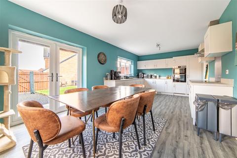 4 bedroom detached house for sale, Merganser Crescent, Barley Meadows, NE23