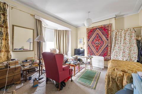 2 bedroom flat for sale, Meeching Road, Newhaven