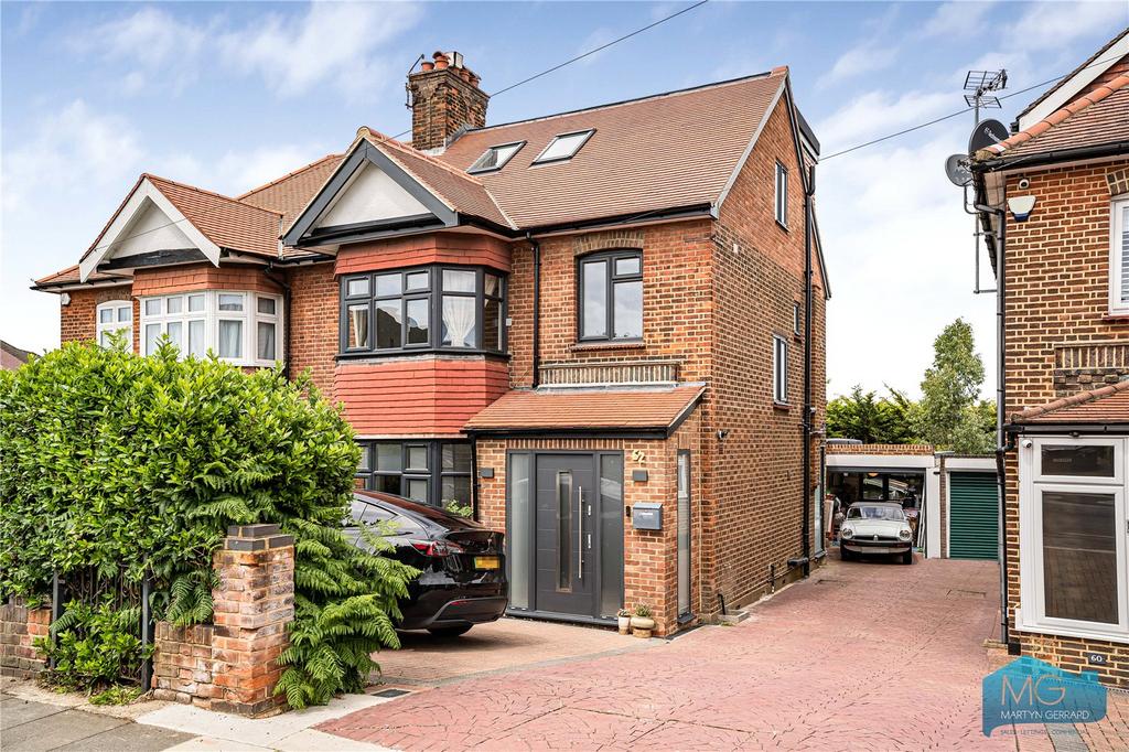 4 bedroom semi-detached house for sale