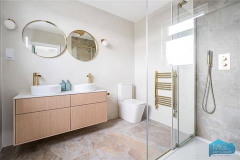 undefined, Lullington Garth, London, N12