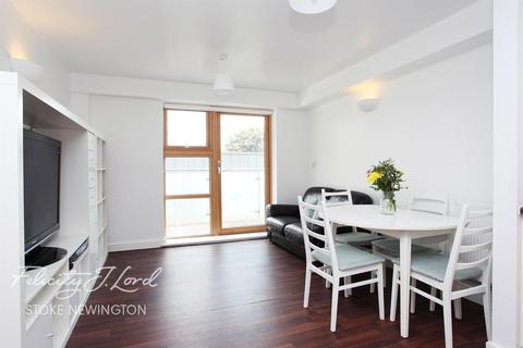 1 bedroom flat to rent - Tom Dove Place N17