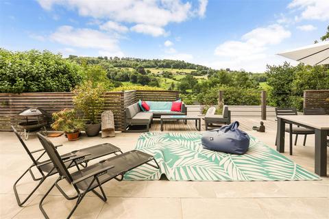 4 bedroom detached house for sale, Park Road, Stroud
