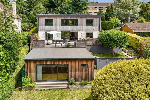 4 bedroom detached house for sale, Park Road, Stroud