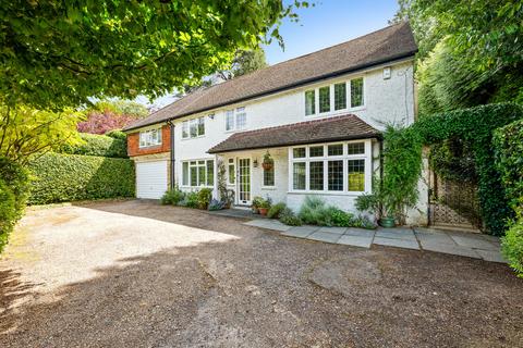 Weald Way, Caterham, CR3