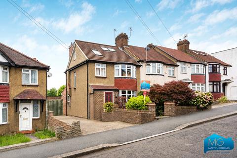 Old Farm Avenue, London, N14