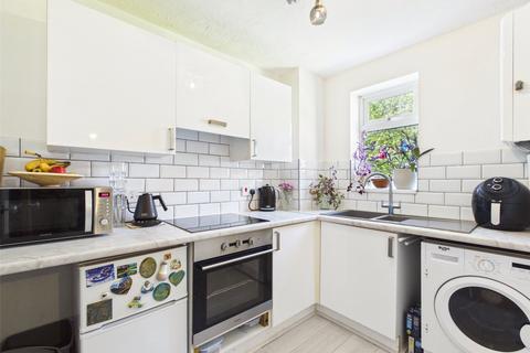 1 bedroom terraced house for sale, Brambleside Court, Kettering, Northamptonshire, NN16