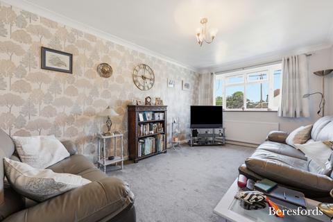 2 bedroom bungalow for sale, Church Street, Billericay, CM11