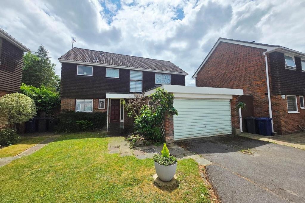House exterior, garage