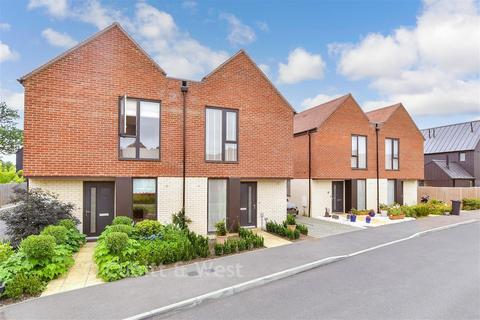 2 bedroom semi-detached house for sale, Key Drive, Cranleigh GU6
