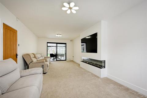 3 bedroom semi-detached house for sale, 45 Rupert Street, Wolverhampton, WV3 9NR