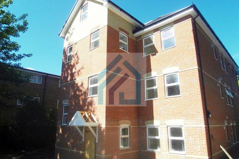 2 bedroom apartment to rent, 2 bedroom flat on Wellington Road