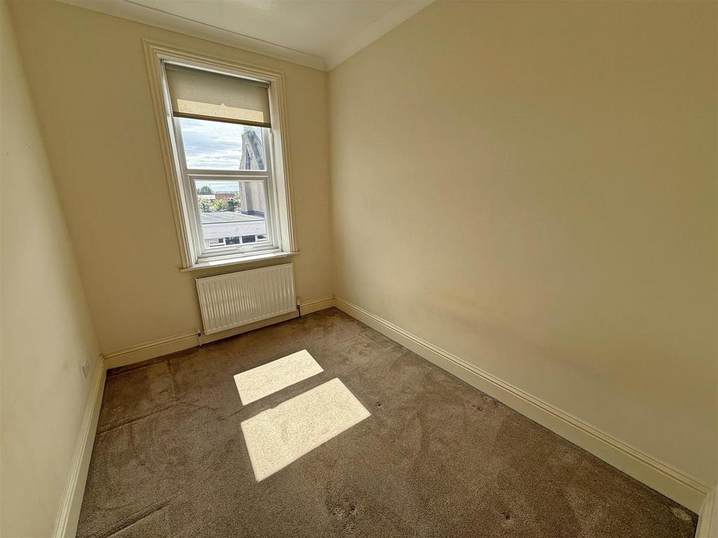 Bedroom 2.jpg