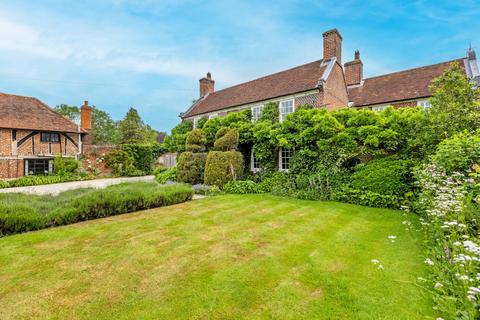 5 bedroom property for sale, Philpot Lane, Chobham
