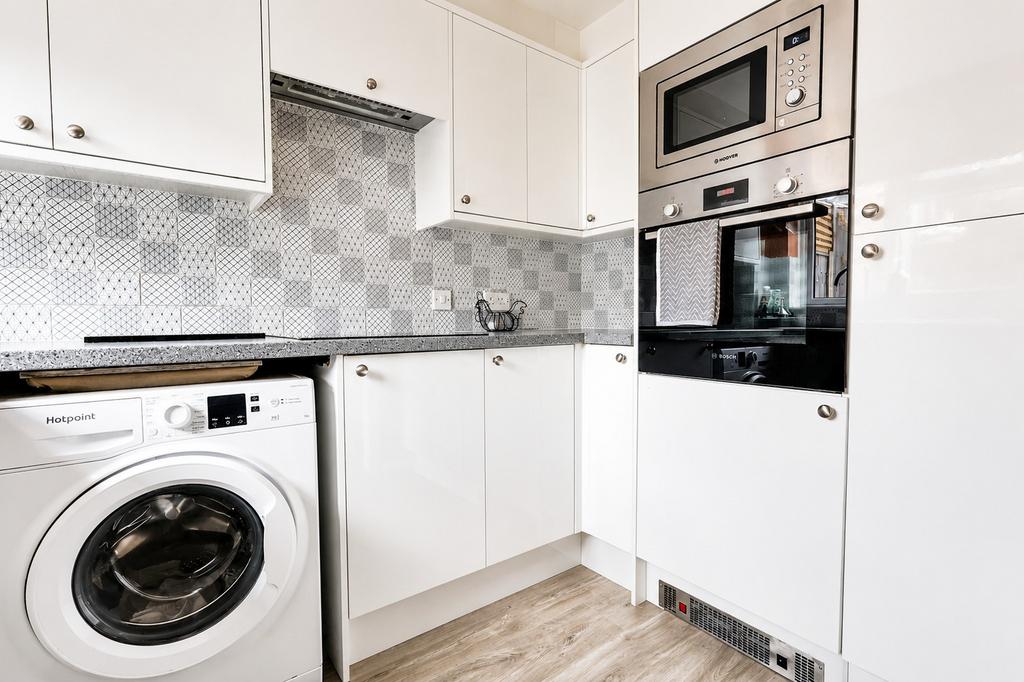 House in Southampton, Lordswood - More