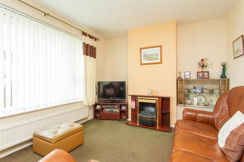 2 bedroom bungalow for sale, Oakside Road, Aylesham, Canterbury, Kent, CT3