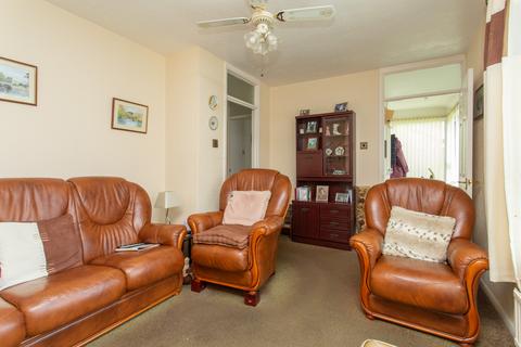 2 bedroom bungalow for sale, Oakside Road, Aylesham, Canterbury, Kent, CT3