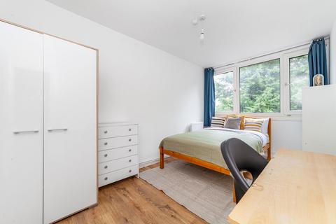 undefined, Ibsley Gardens, Roehampton, London, SW15