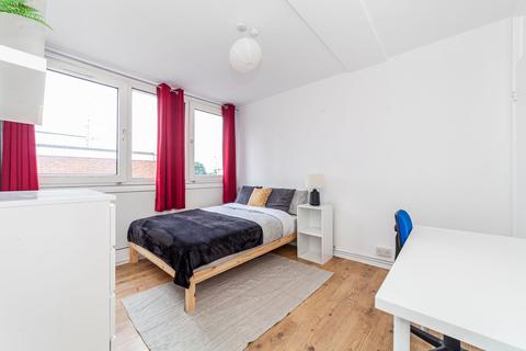 undefined, Ibsley Gardens, Roehampton, London, SW15