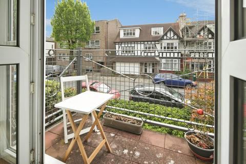 Apartment - The Vineries, Hove BN3